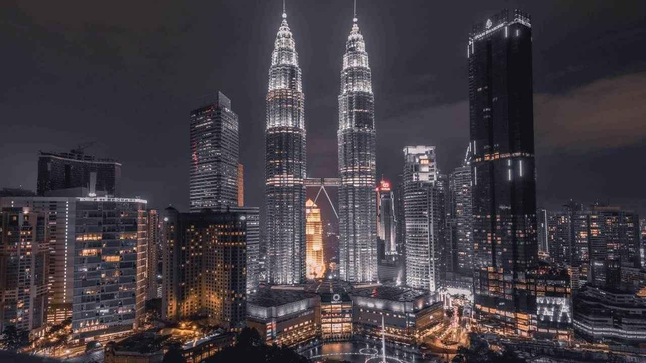 Malaysia Uncovered: Food, Festivals, Travel, and Lifestyle