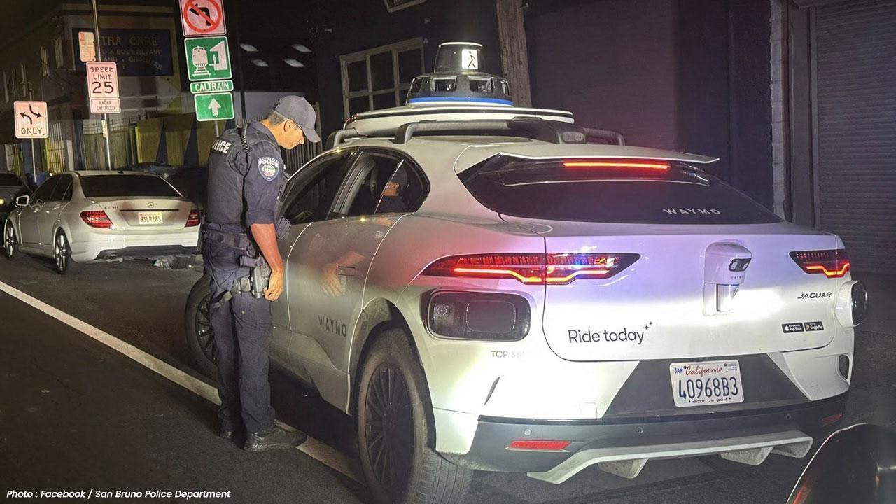 US Police Stop Driverless Car for Illegal U-Turn in San Bruno