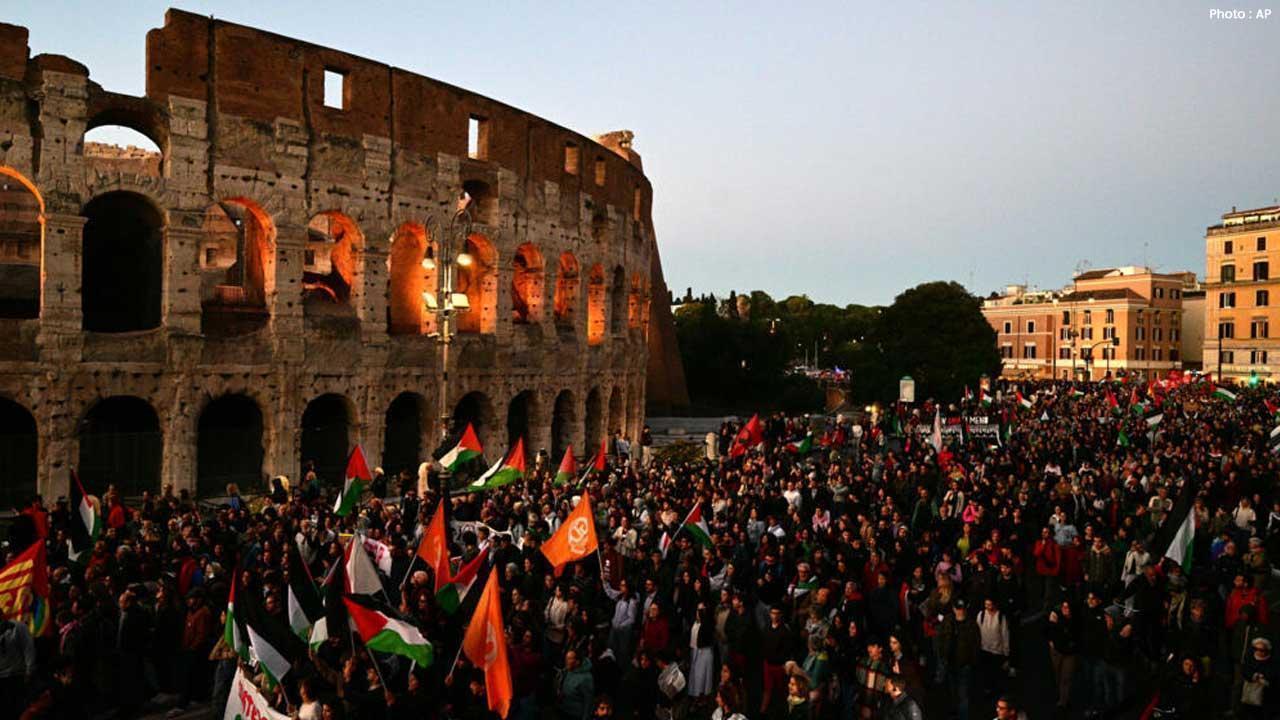 Global Protests Rise After Israel Blocks Gaza Aid Flotilla Ships