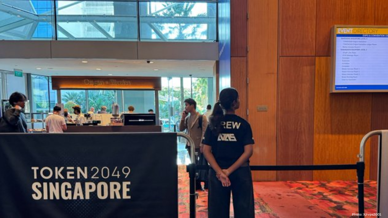 Sanctioned Russian Crypto Token Sponsors Major Singapore Conference