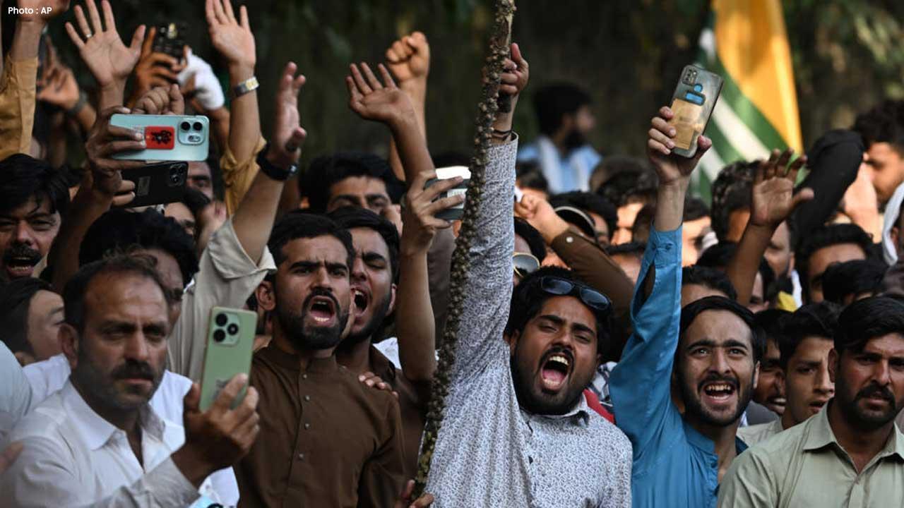 Violent Anti-Government Protests Rock Muzaffarabad Kashmir 9 Dead