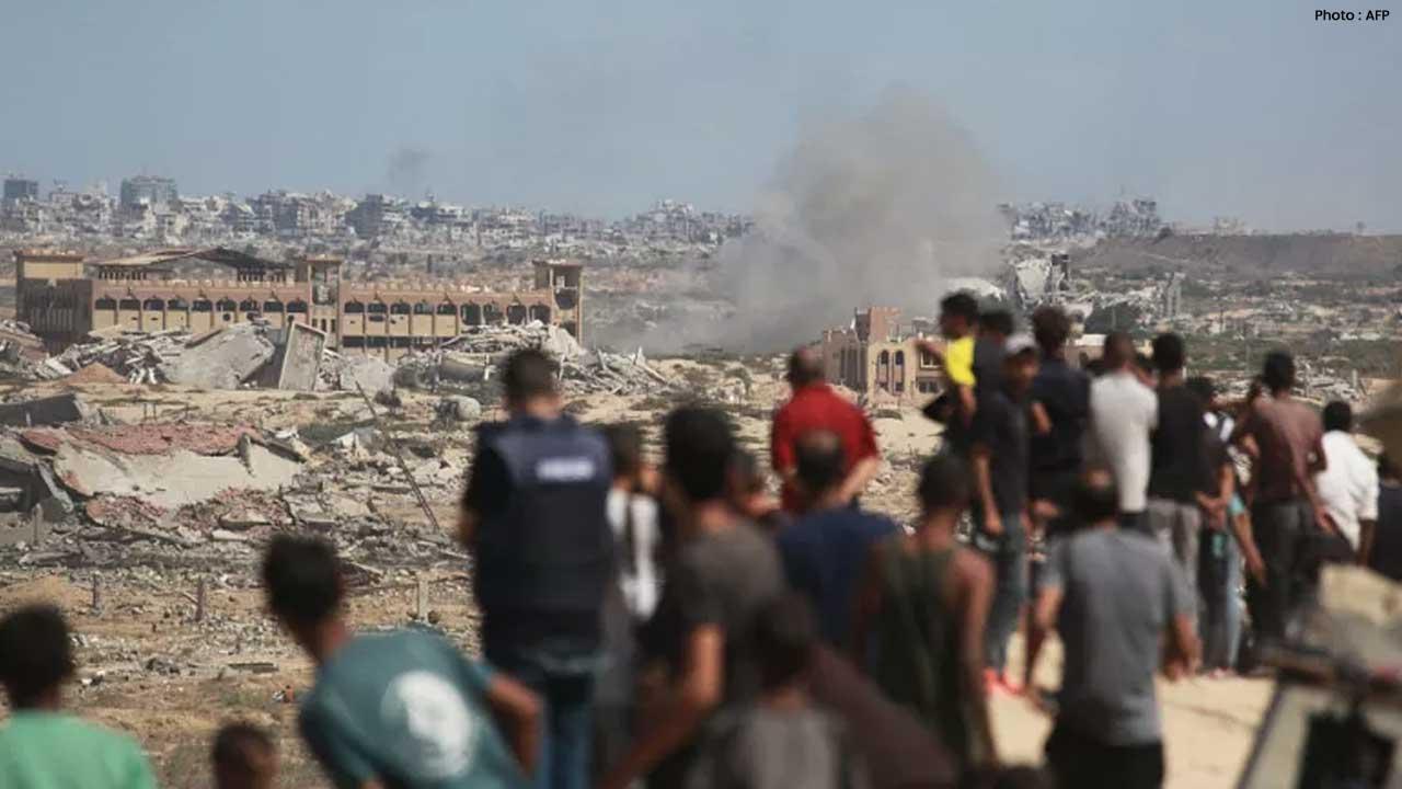 Israel strikes Gaza as Trump urges halt for hostage release plan