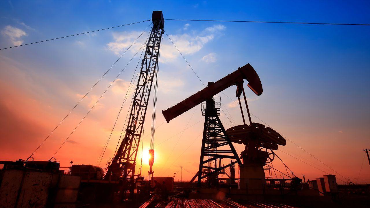 Israel and Hamas Agree on Gaza Ceasefire Deal Oil Prices Drop