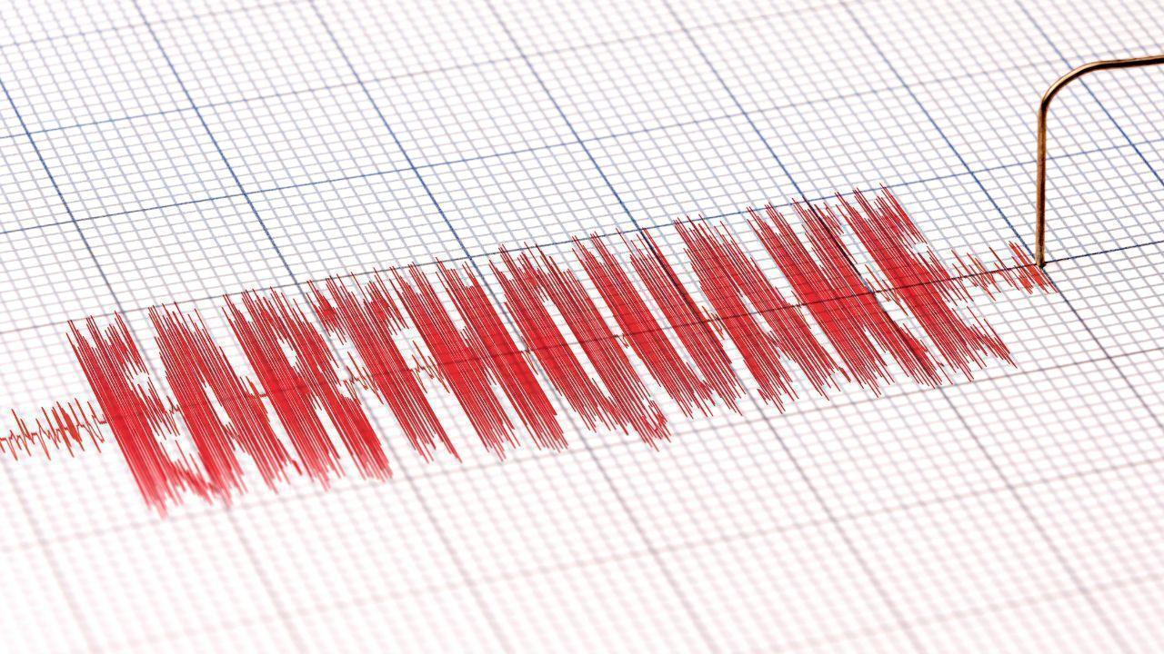 Magnitude 4.7 Earthquake Hits Turkey at Shallow Depth of 10km
