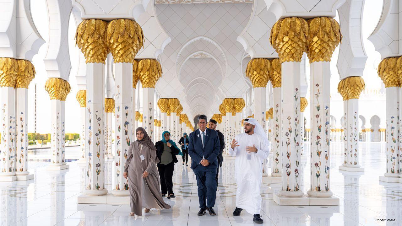 Palau President Visits Sheikh Zayed Grand Mosque to Explore UAE Culture