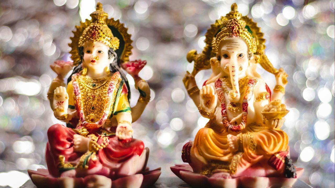 Dhanteras 2025 History, Rituals, and Asia Celebration Guide