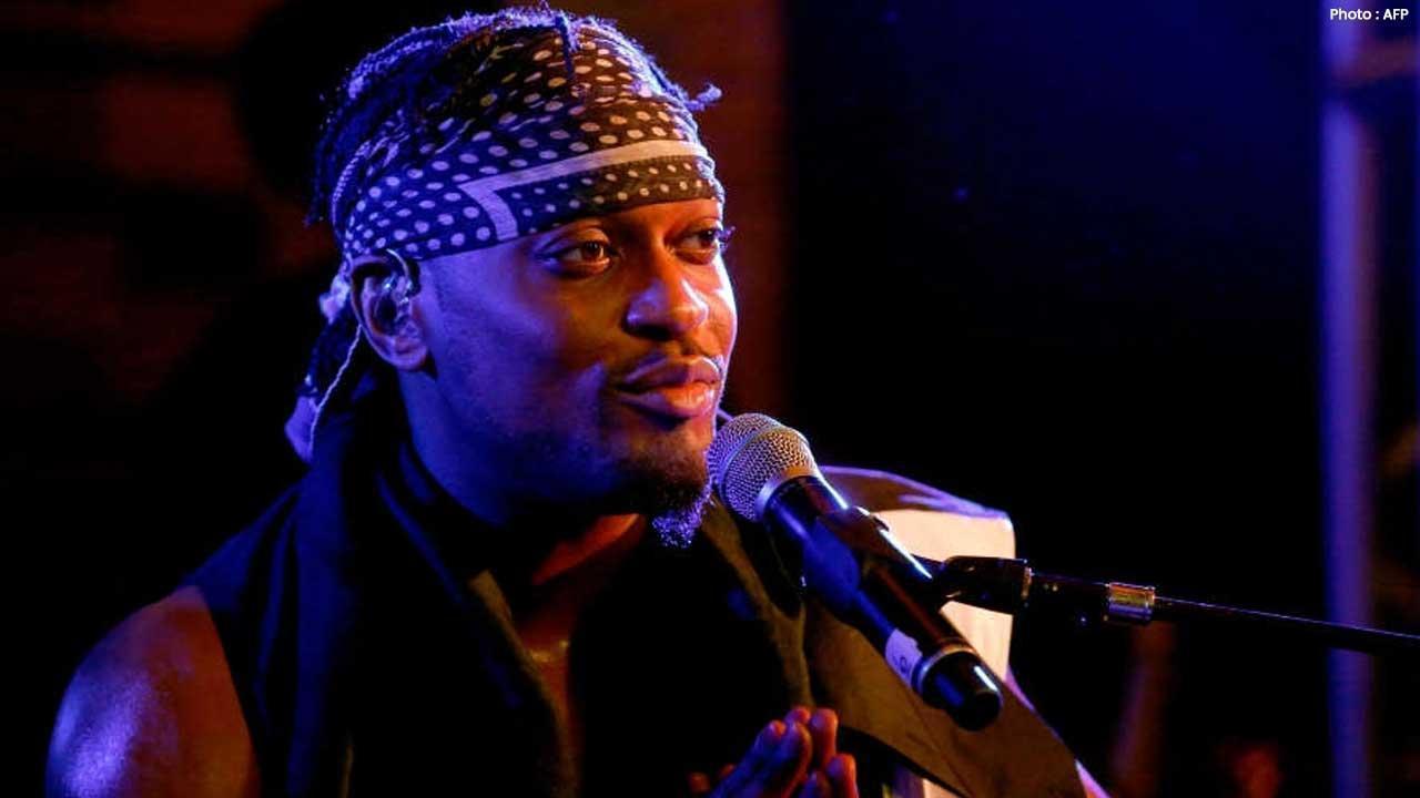 R&B Legend D’Angelo Dies At 51 After Battle With Cancer