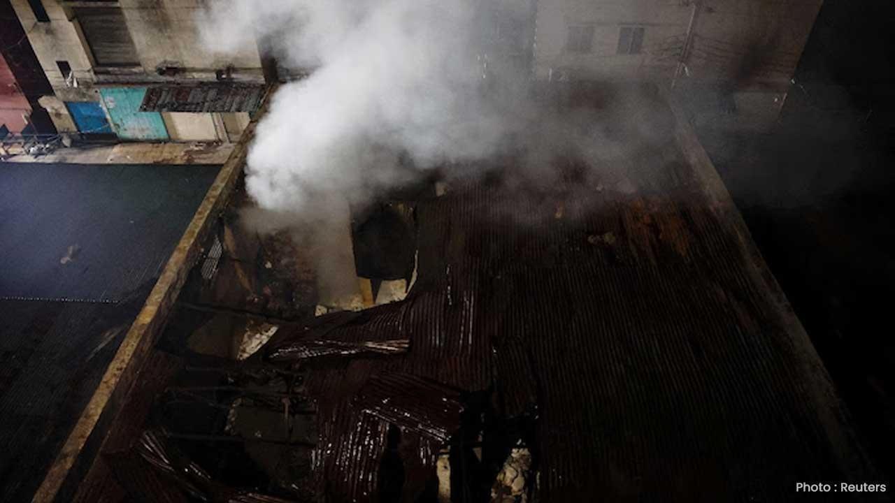Dhaka Factory Fire Kills 16 People in Chemical and Garments Blaze