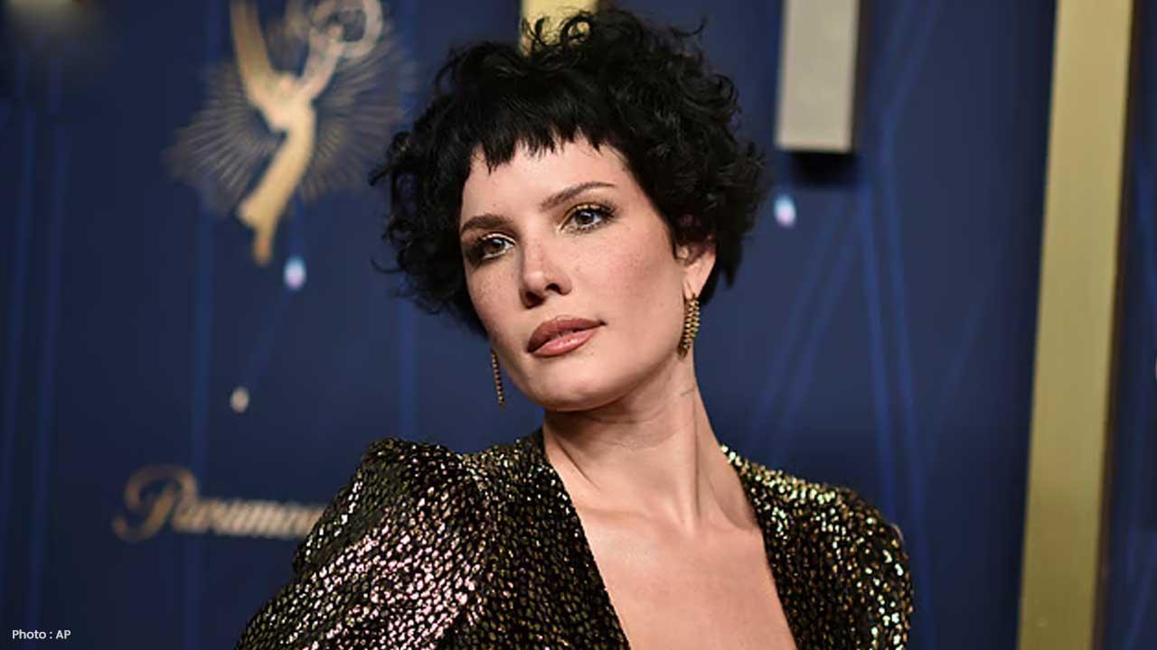 Halsey to Perform in Dubai for First Time During Shopping Festival