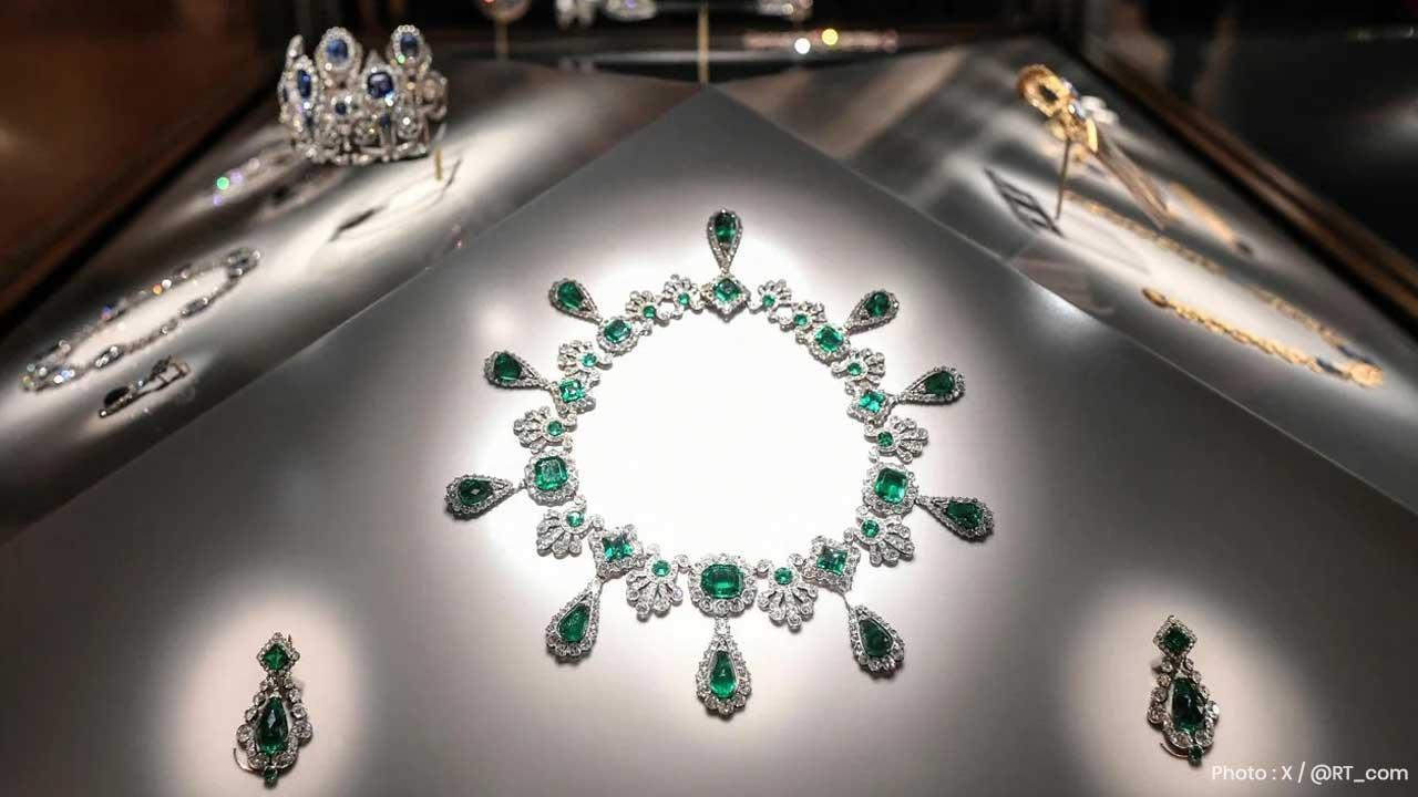Louvre Jewellery Stolen $102 Million Royal Treasures Vanish