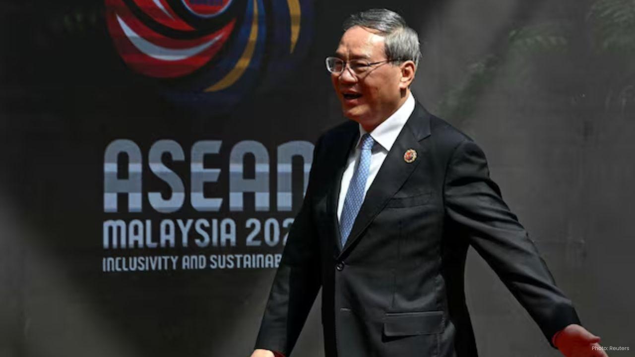 China, Australia Seek Stability Amid South China Sea Tensions