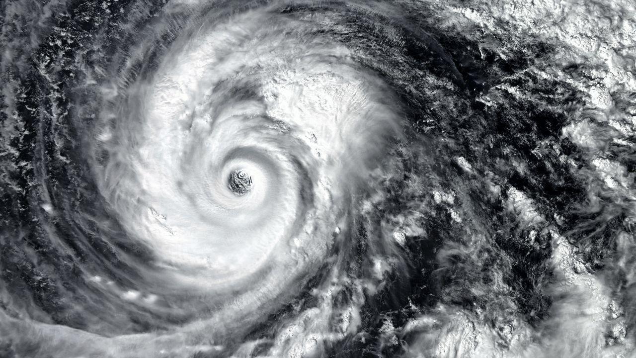 Cyclone Montha Nears Andhra Coast Thousands Evacuated Safely