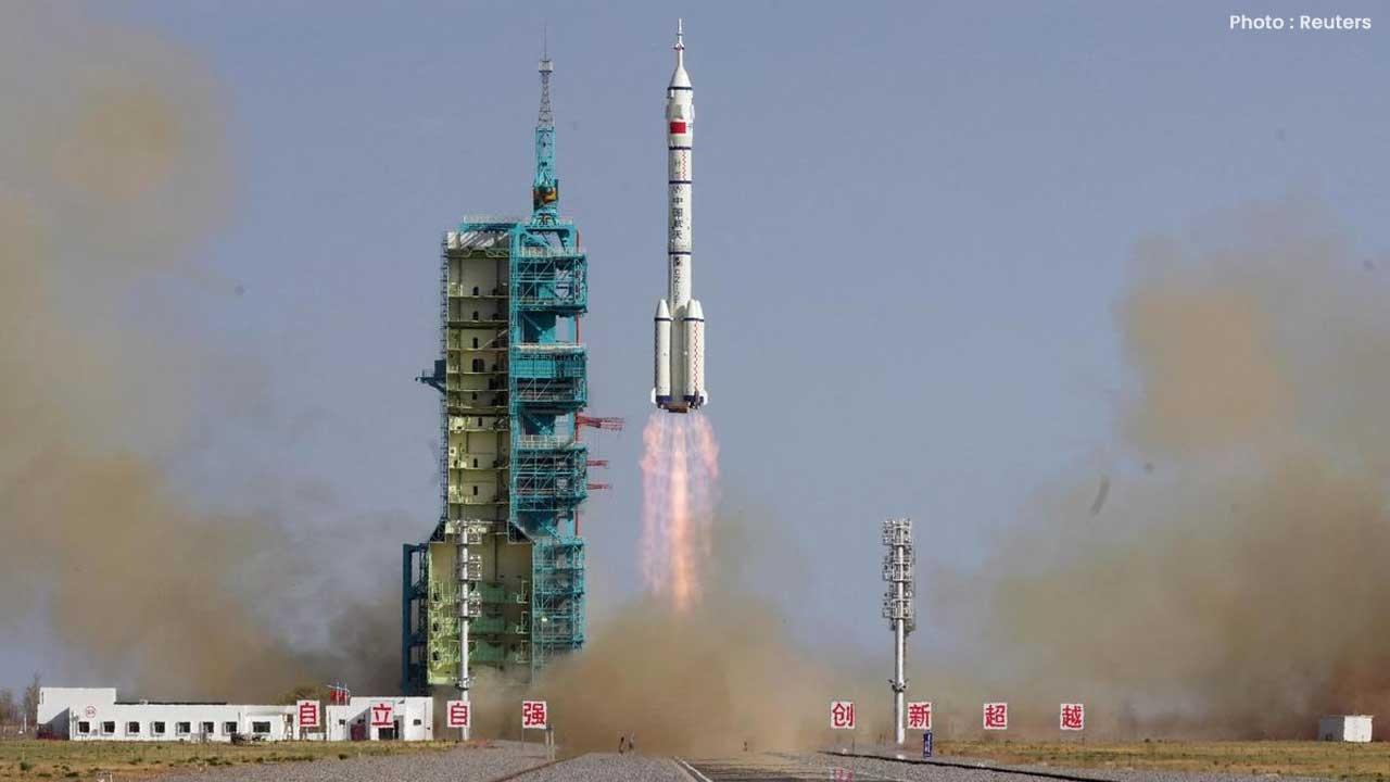 Shenzhou-20 Return Put on Hold As China Probes Suspected Debris Strike