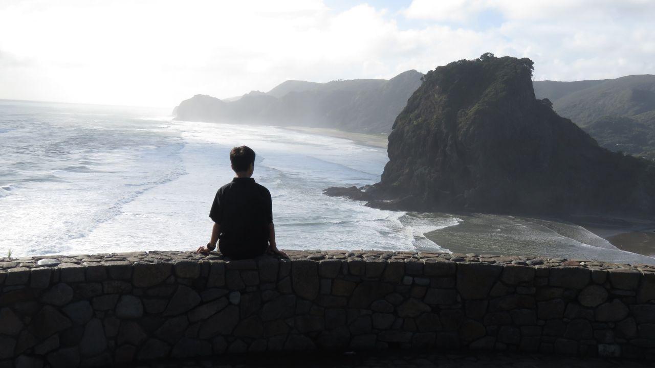 Heroic 18-Year-Old Student Rescues Elderly Couple From Blaze