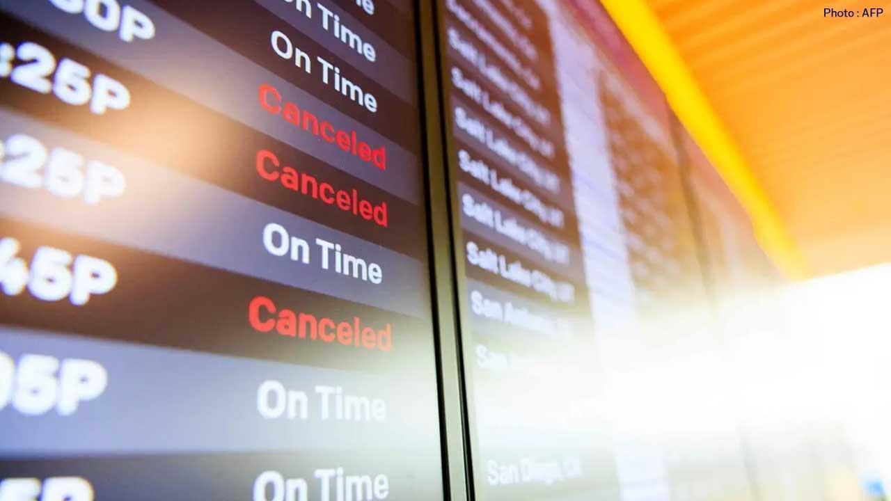 US Air Travel Faces Major Disruption as Staffing Crisis Escalates