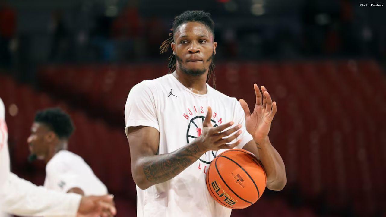 Houston Dominates Oakland with a 78-45 Victory