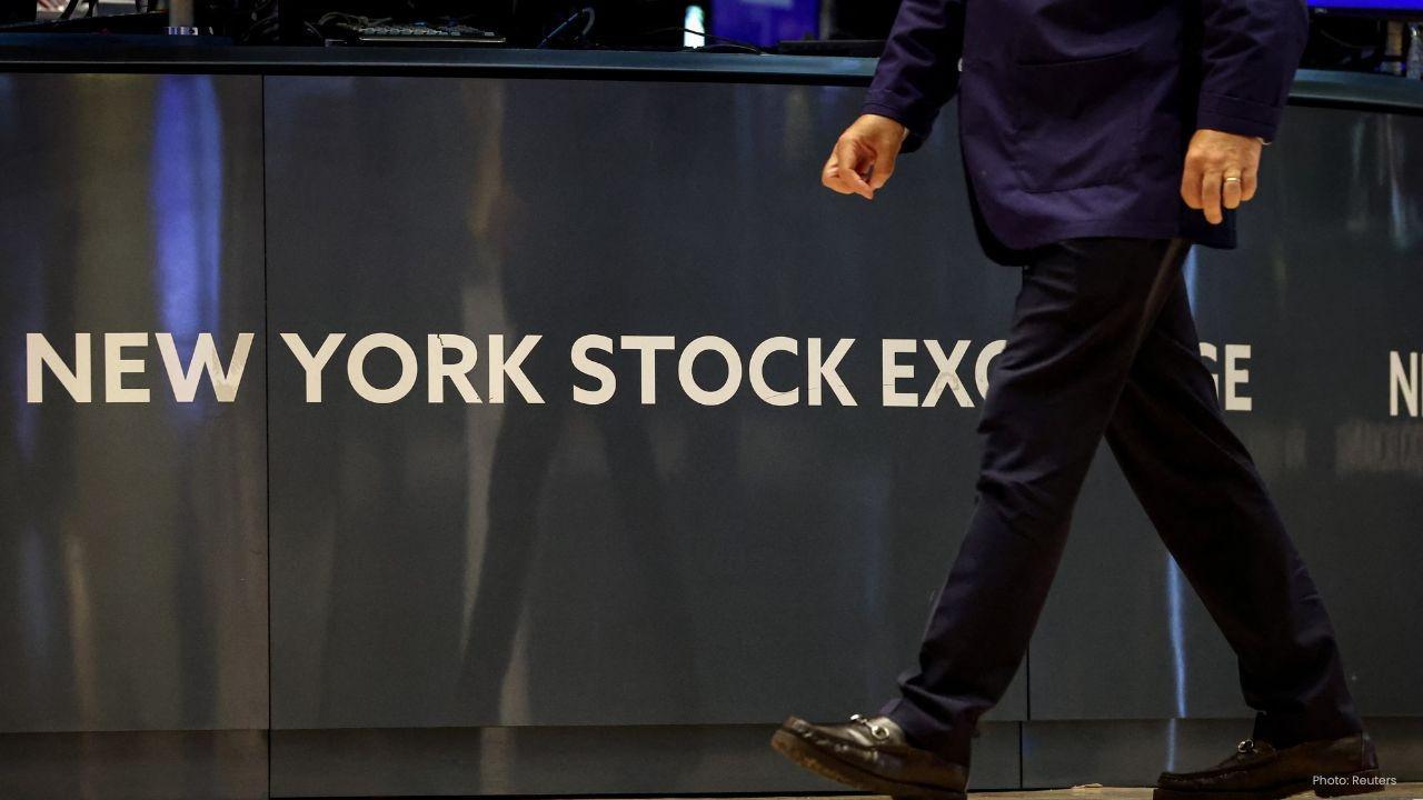 Grayscale Faces 20% Revenue Decline as NYSE IPO Approaches