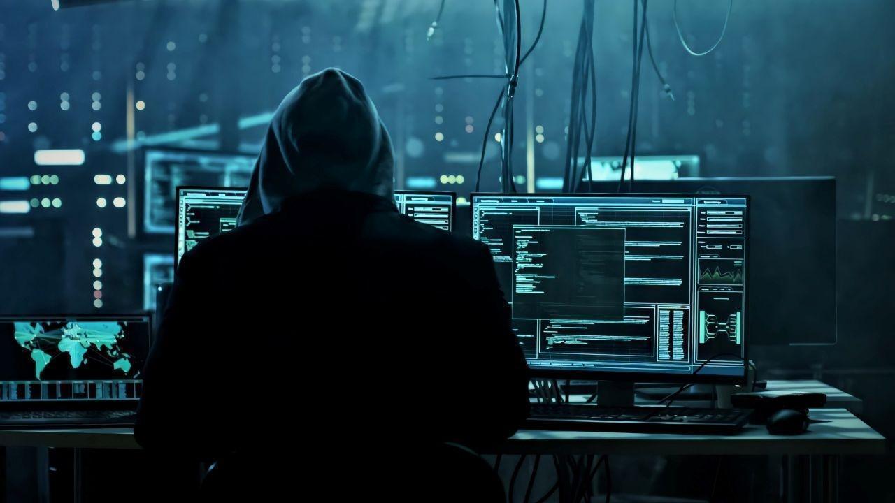 Chinese Hackers Use AI Chatbot Claude for Cyber Assault