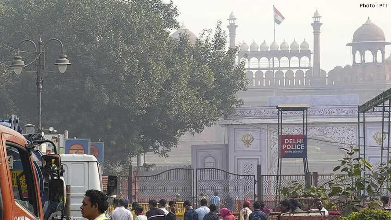 Investigating the Red Fort Blast: Delhi Police Focus on Drivers and Vehicles