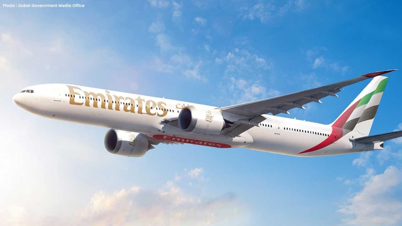 Emirates Secures $38B Order for 65 Boeing 777-9 Jets at Dubai Airshow