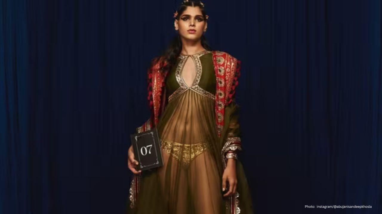 Abu Jani and Sandeep Khosla’s Striking Runway Look Stirs Debate at Art Mumbai