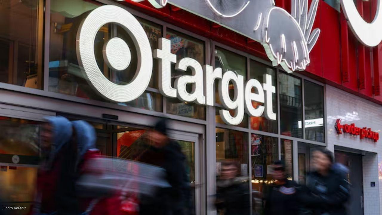 Target Faces Profit Slide Amid Holiday Sales Slowdown