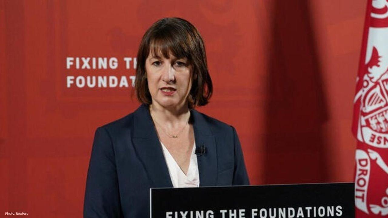 UK Borrowing Surges Ahead of Budget, Debt Worries Grow