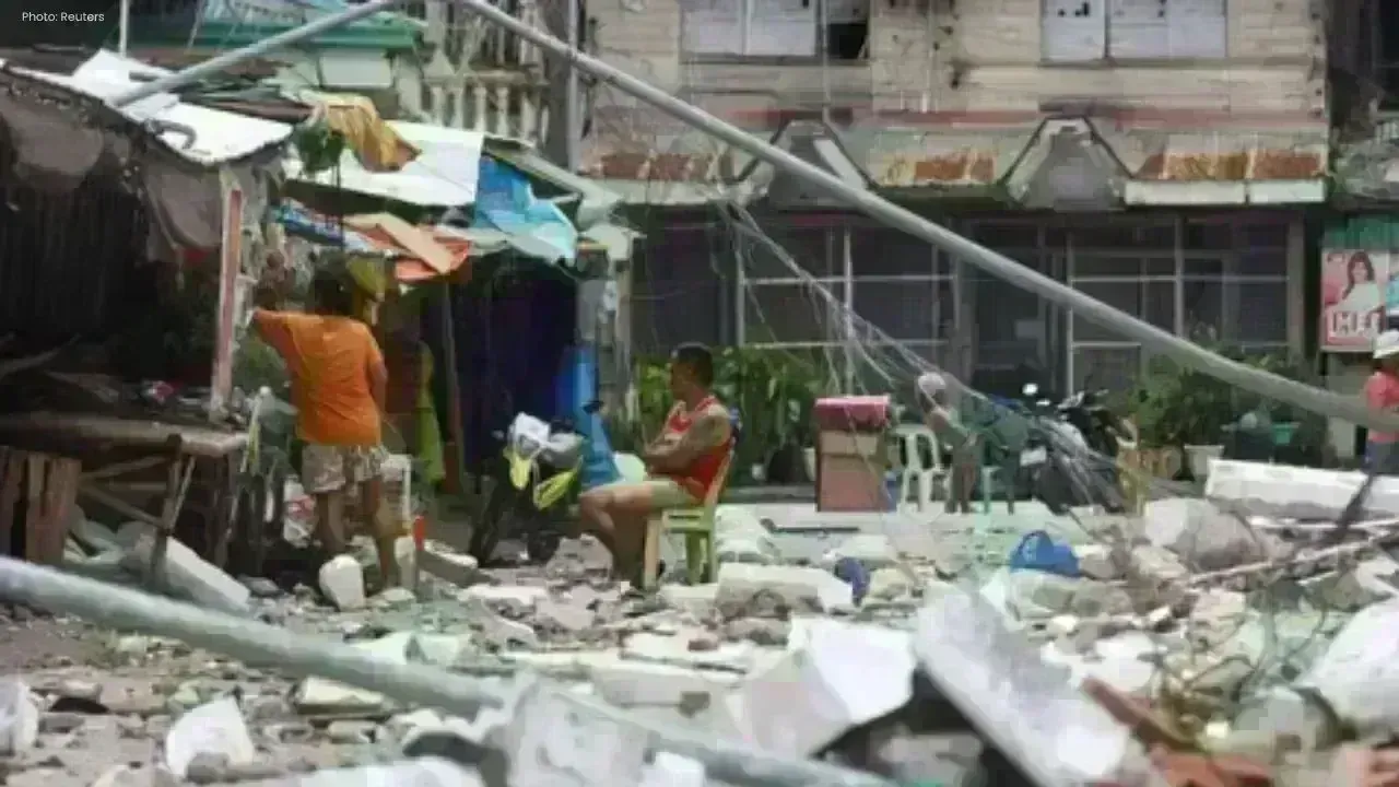 Casualties Increase as Earthquake Aftershocks Rock Bangladesh