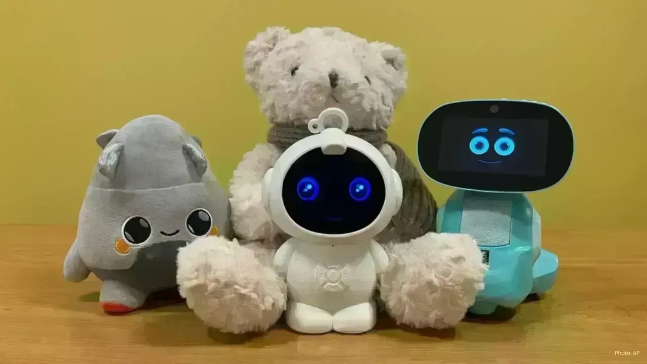 Concerns Emerge Over AI Toys Safety This Holiday Season