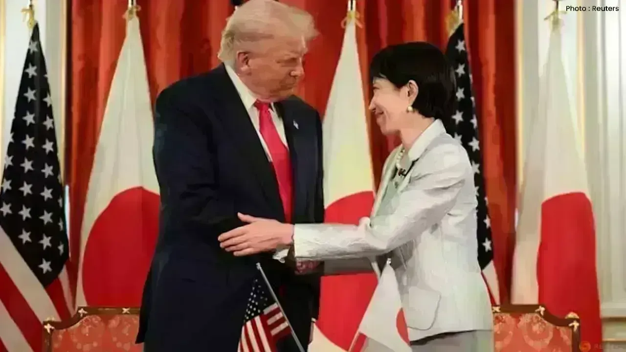 Trump Warns Japan Not to Provoke China Over Taiwan Dispute