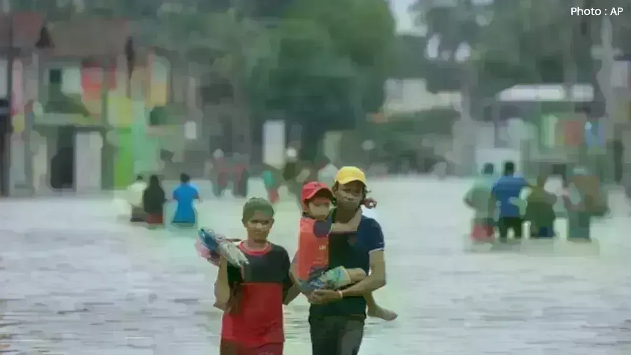 Sri Lanka Floods Kill 56 as Landslides Hit, Schools Shut Nationwide