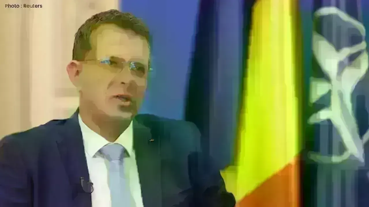 Romanian Defence Minister Resigns Over False Resume Amid Russia Tensions