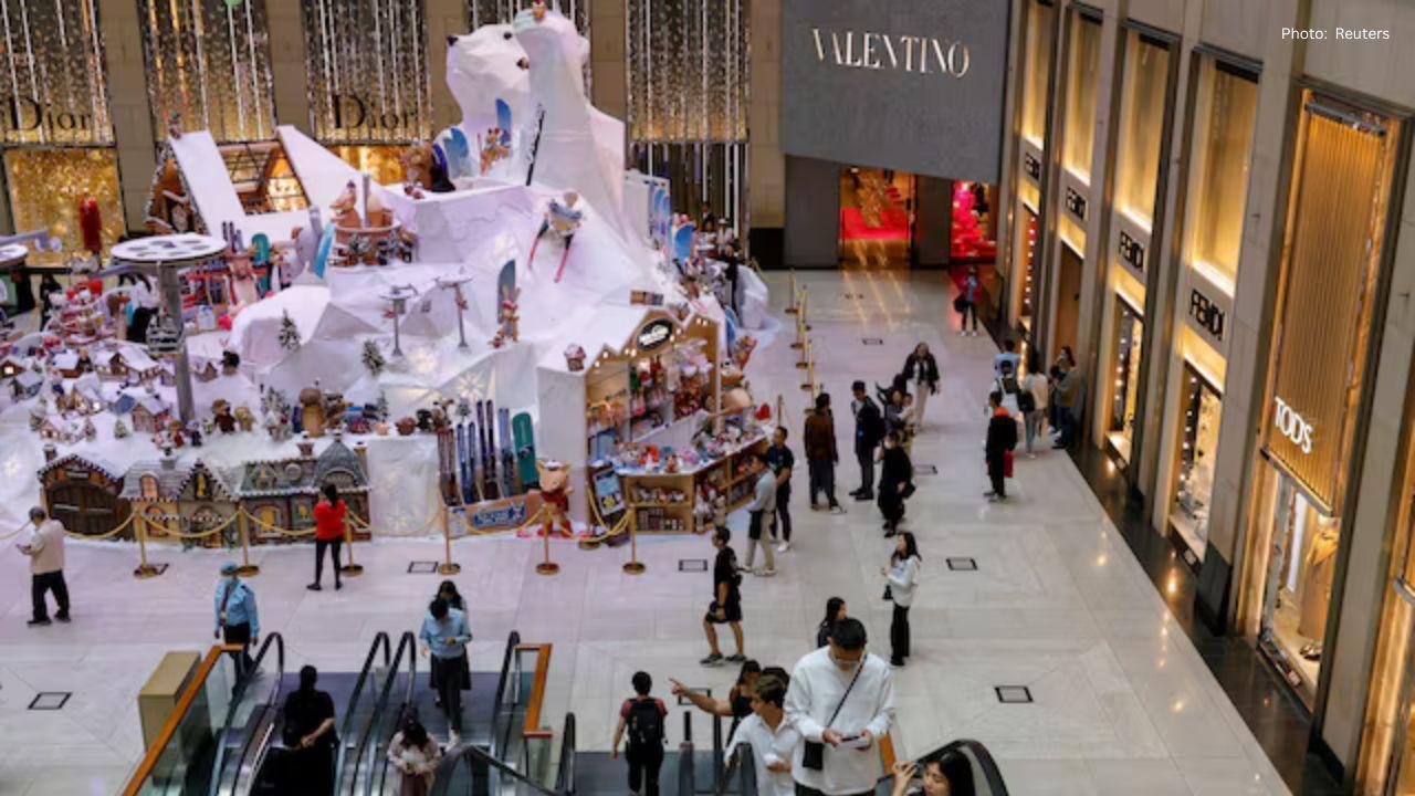 October Sees a 6.9% Increase in Hong Kong's Retail Sales Fueled by Rising Visitors