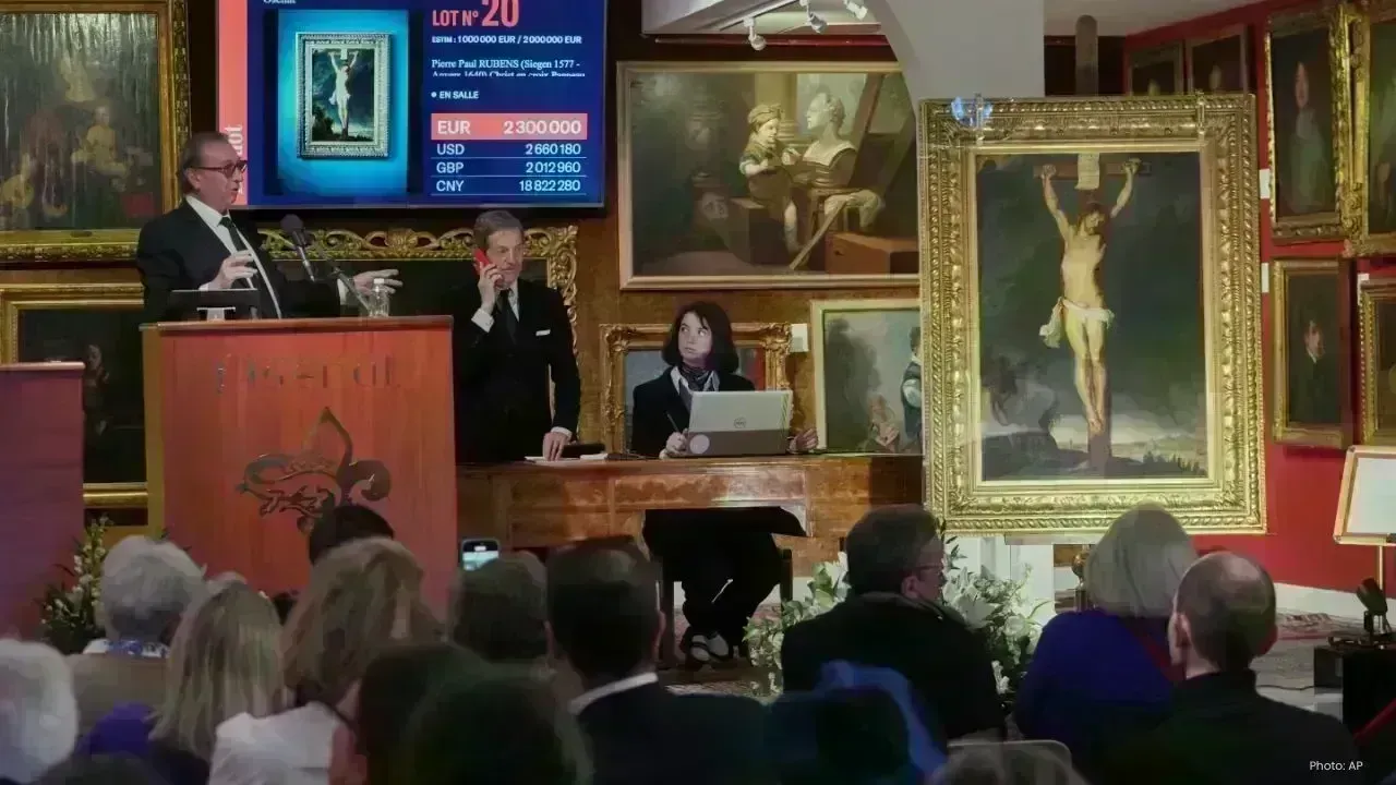Lost Rubens Crucifixion Artwork Resurfaces and Sells in Paris