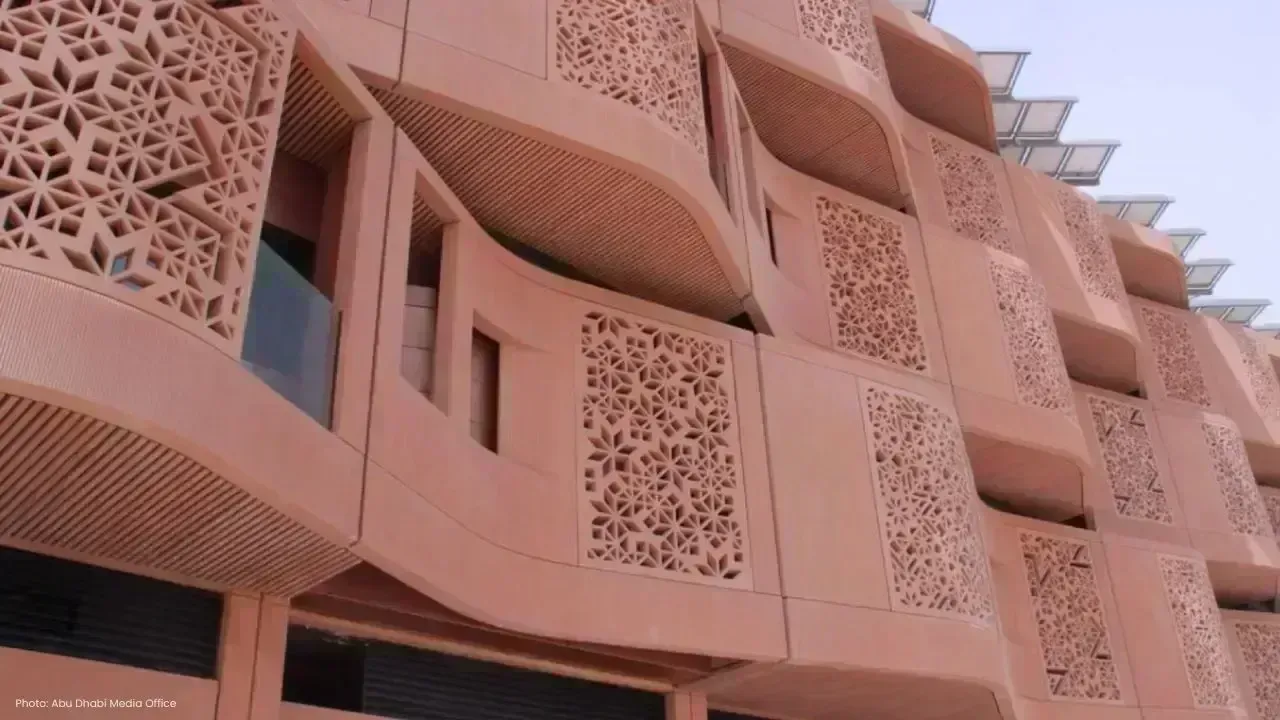 UAE Unveils Scholarship Initiative to Cultivate AI Talent