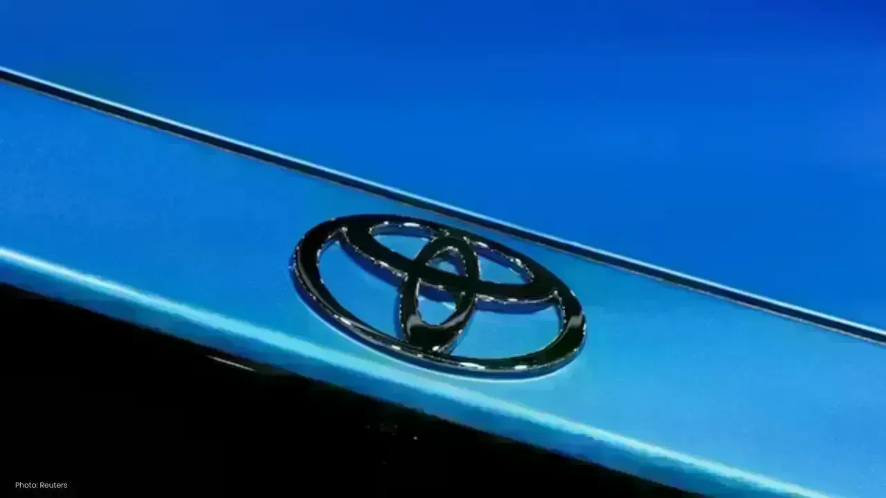 Elliott Increases Investment in Toyota Industries, Pressures Automaker