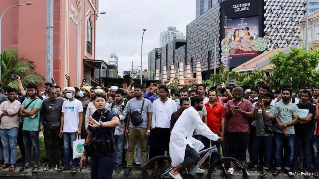 Tensions Escalate in Bangladesh Following Student Leader’s Assassination