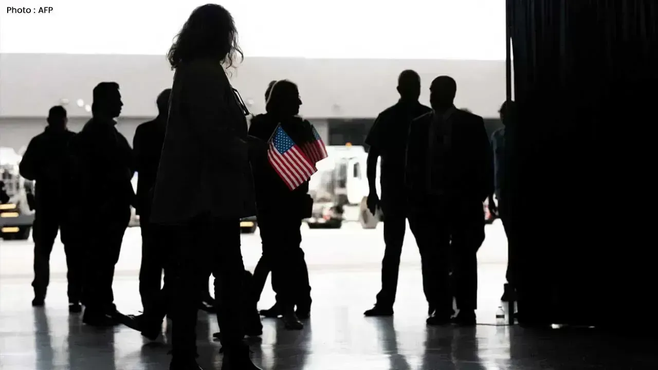 H-1B Visa Holders Stranded in India After US Delays Interviews