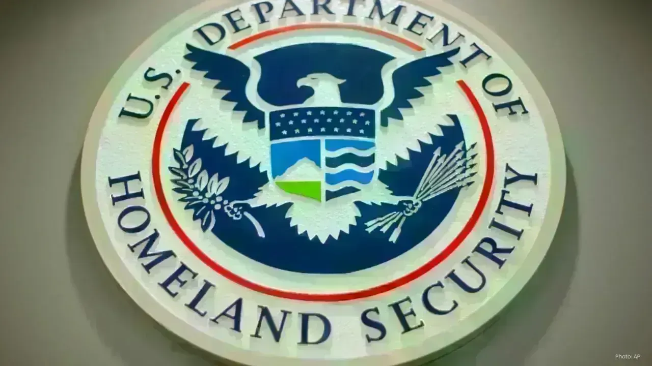 U.S. Government Suspends Deportation of Xinjiang Testifier