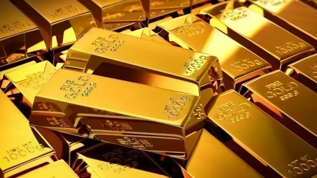 Gold and Silver Prices Reach New Highs Amid Global Market Surge