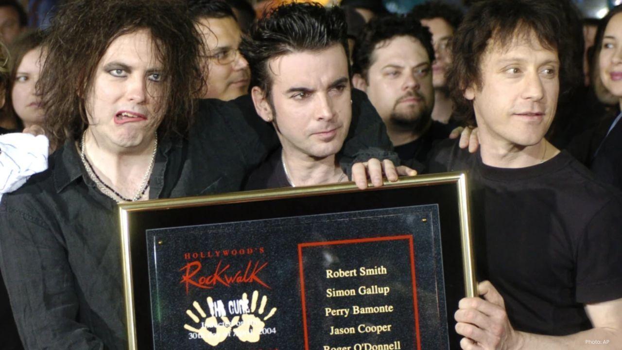 Perry Bamonte, Beloved Guitarist of The Cure, Passes Away at 65