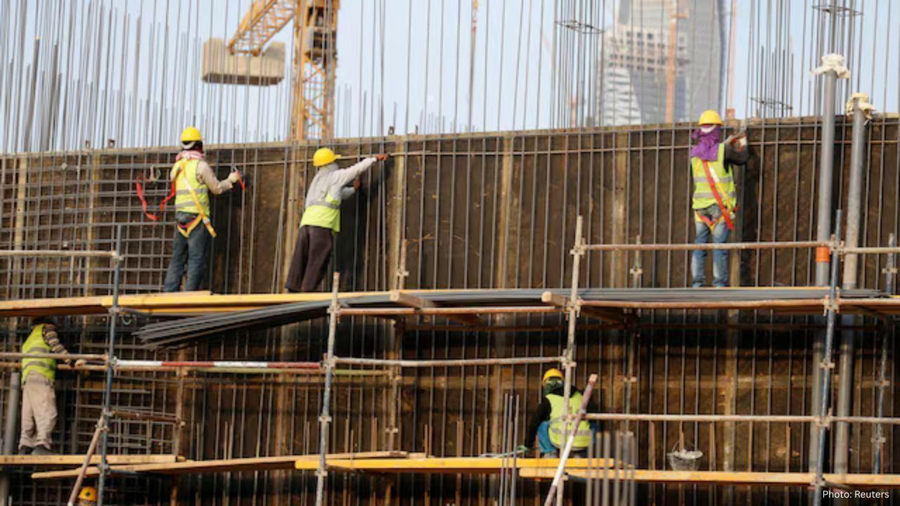 Saudi Finance Ministry Expands Stake in Binladin Group to 86.38%