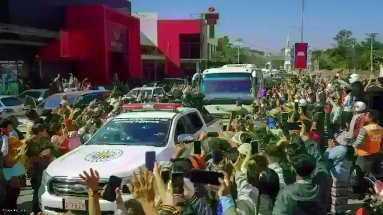 Thailand Releases 18 Cambodian Soldiers After Border Ceasefire