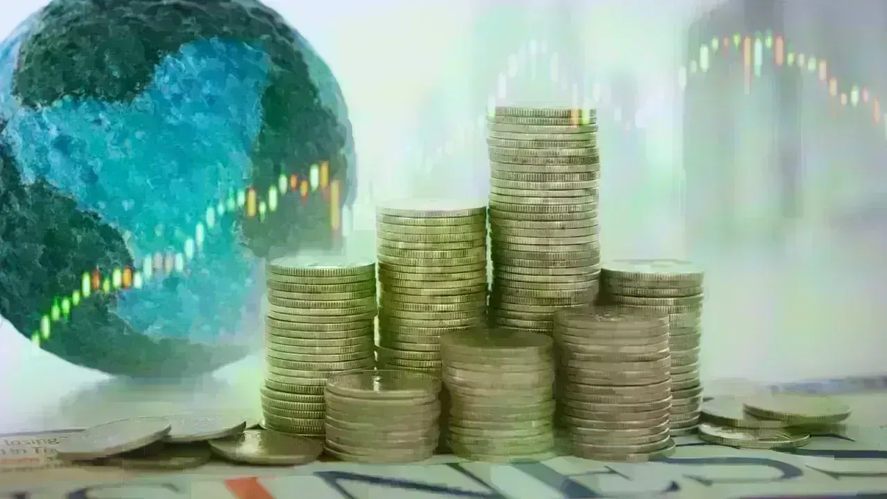 At a Turning Point for Growth: Why the World Economy Faces a Critical Crossroad