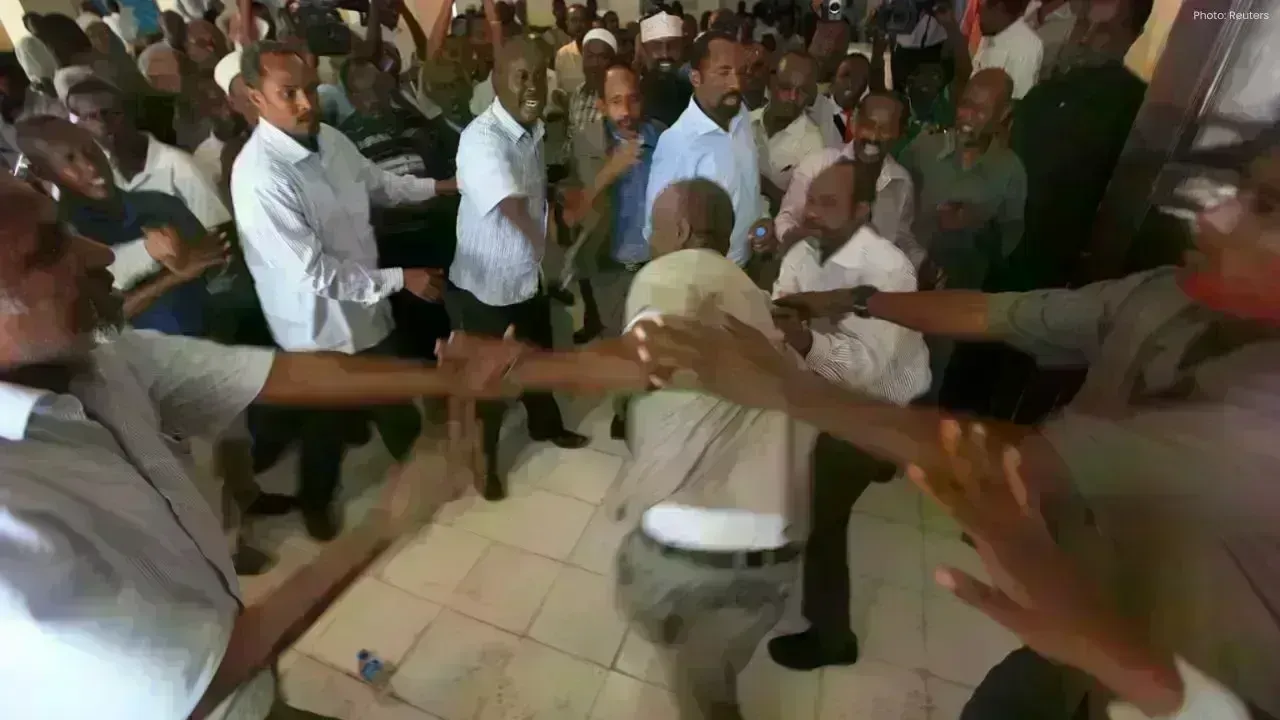 Karnataka MLA Clash Escalates Into Heated Confrontation at Govt Meeting