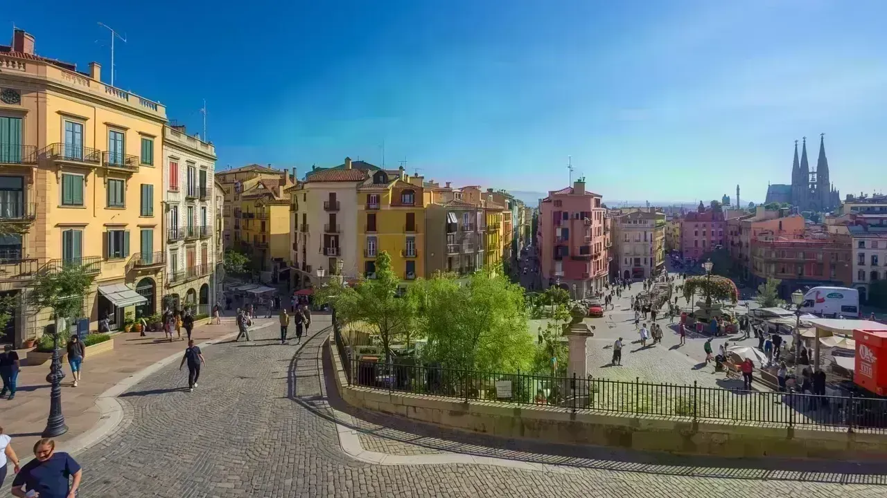 Best Neighborhoods in Barcelona for Easy Walking Tours