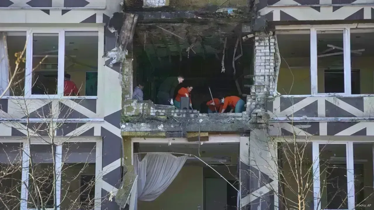 Zelenskyy Revamps Security Team Ahead of Paris Discussions