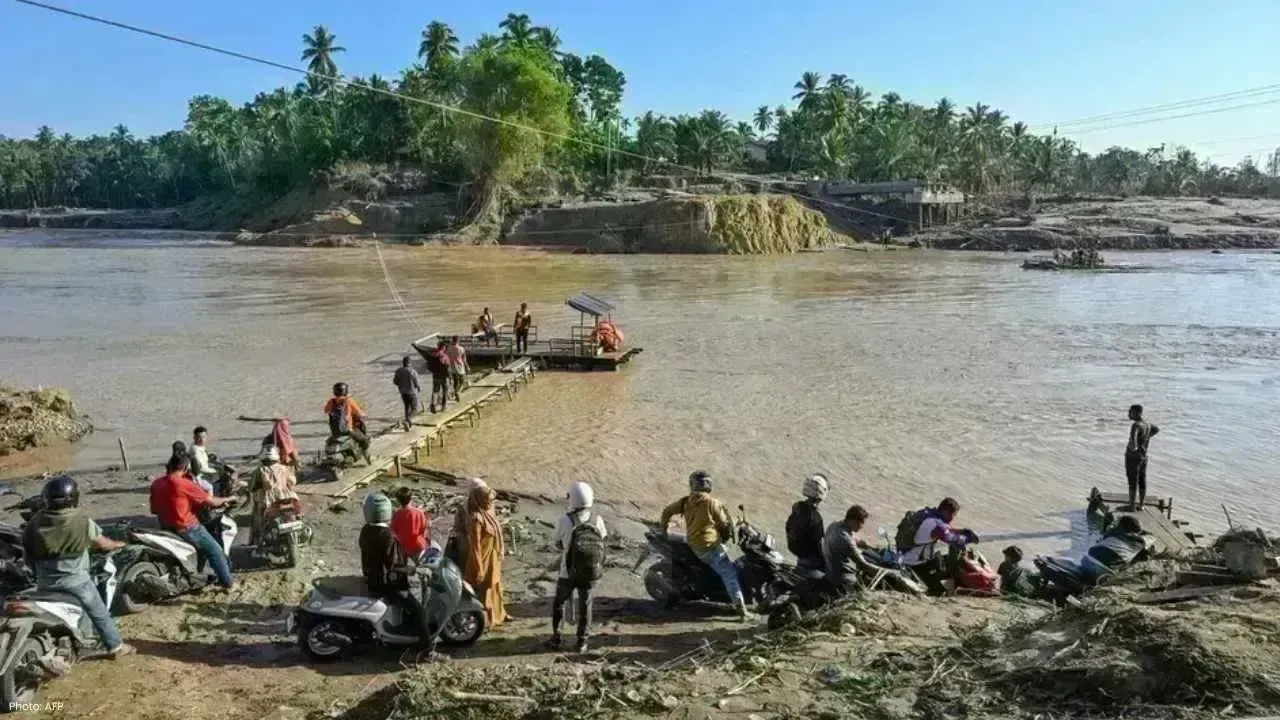 Flash Floods in Indonesia’s North Sulawesi Kill 14, Search Ongoing