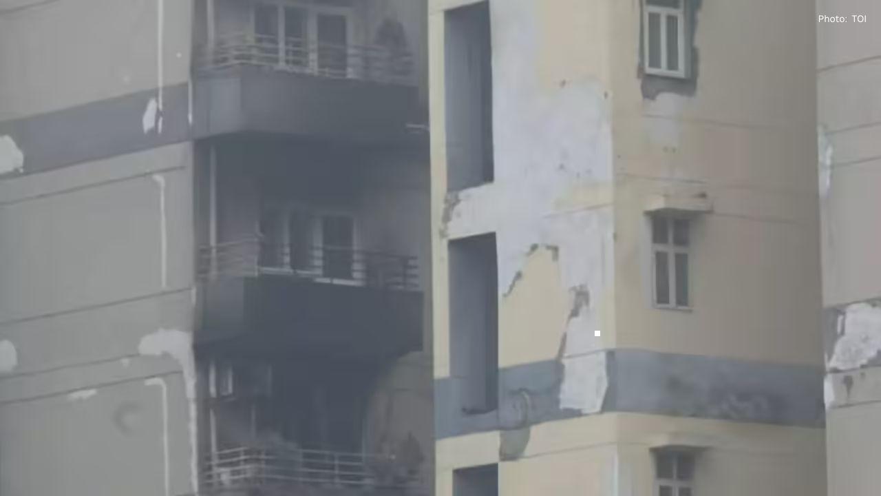 Tragic Fire in Majlis Park Claims Lives of Three at DMRC Quarters