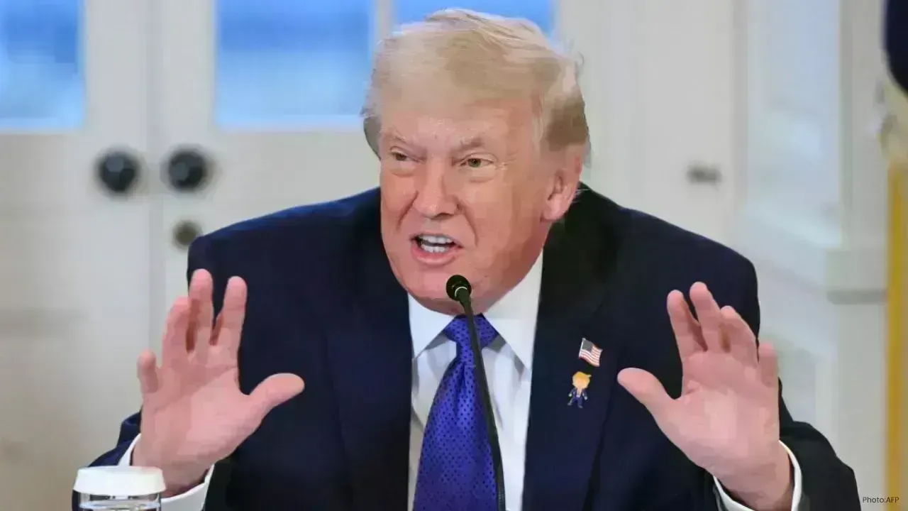 Trump Issues Stark Warning to Iran Amid Escalating Protests